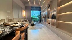 West Coast Road (D5), Condominium #572651301